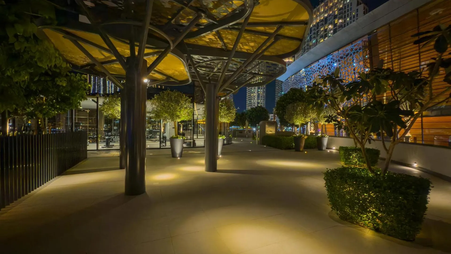 Skyline Majesty - Luxury Living With Full Burj Khalifa & Fountain Views - 1703 Appartement Dubai