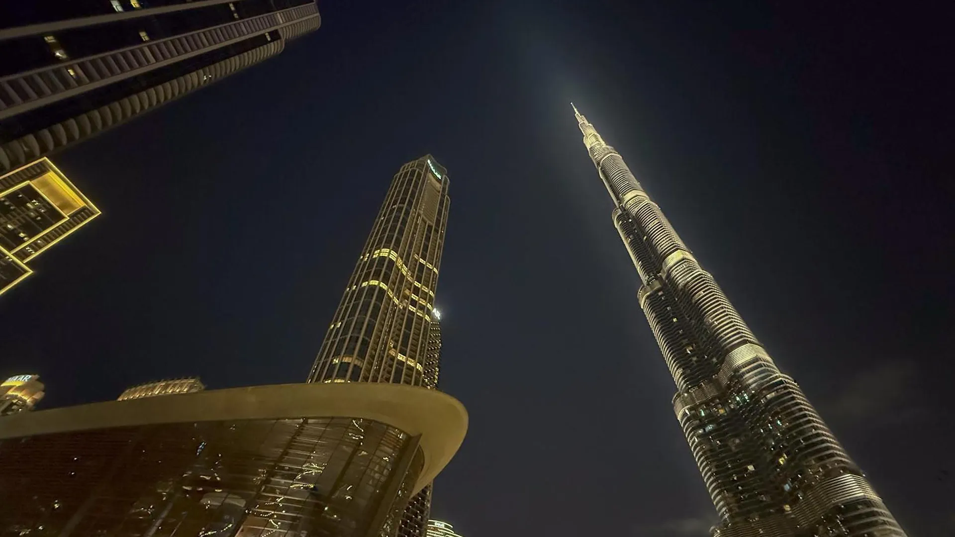 Skyline Majesty - Luxury Living With Full Burj Khalifa & Fountain Views - 1703 Appartement Dubai Verenigde Arabische Emiraten